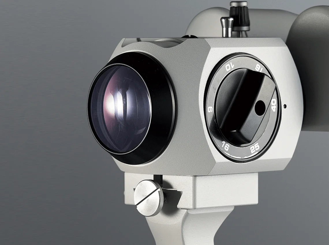 Huvitz HS-7000 com Seletor de Aumento